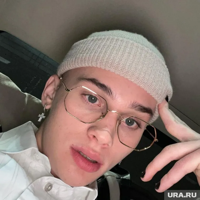 Даня Милохин снял видео для своего TikTok на Международном экономическом форуме в Санкт-Петербурге
