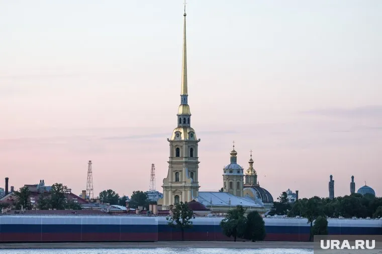 Стоимость билетов из Тюмени до Санкт-Петербурга увеличилась вдвое за несколько недель