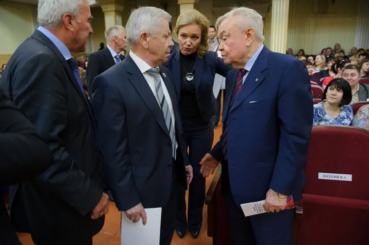 Встреча с партийным активом Северного управленческого округа. Свердловская область, Серов, сысоев анатолий, анисимов владимир