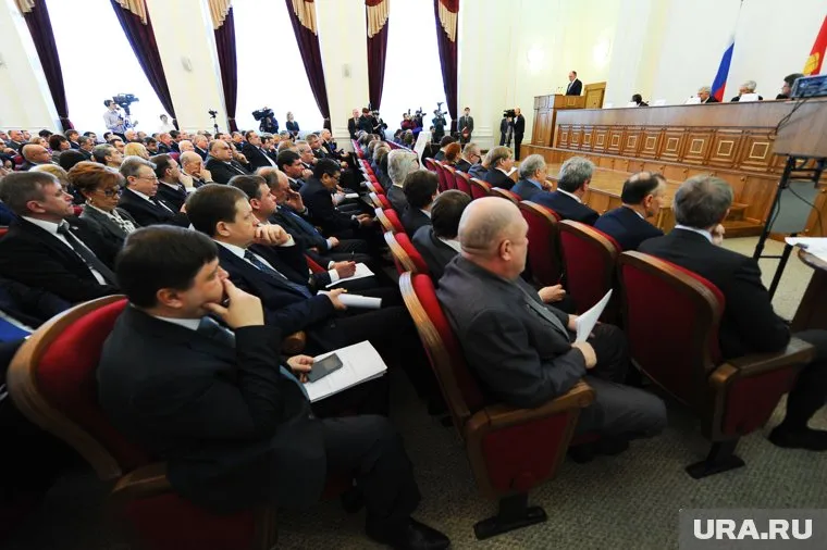 Места ушедших в Госдуму депутатов челябинского парламента пустовали недолго