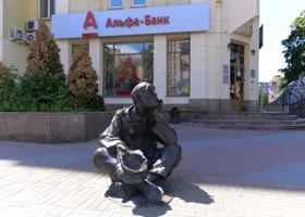 Половине семей РФ не хватает денег, гречка резко подорожает, стройки в РФ встанут из-за аэропортов