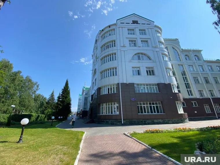 Власти ХМАО начали обсуждение бюджета на следующие три года