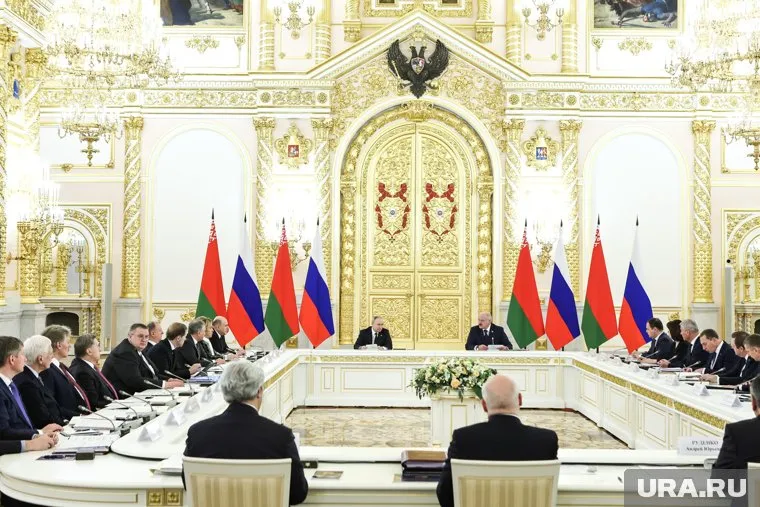 Россия и Беларусь не планируют расчеты в единой валюте