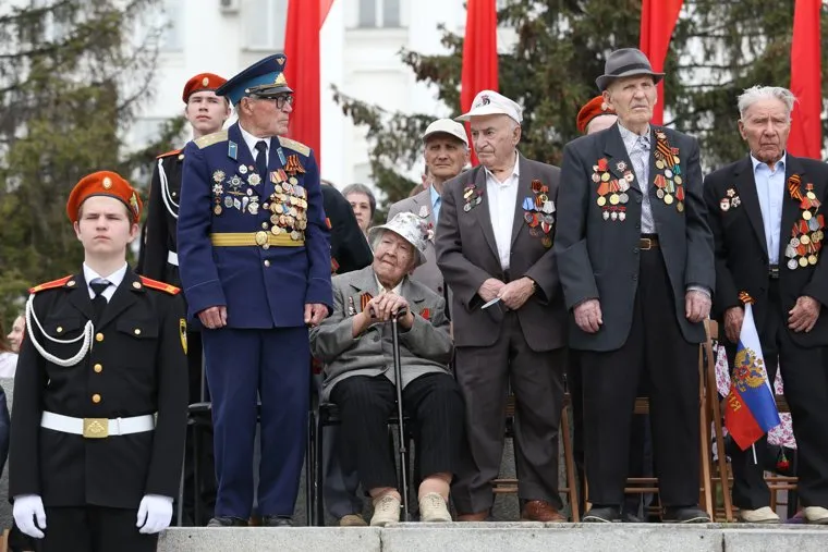 Военный парад посвященный Дню Победы. Курган