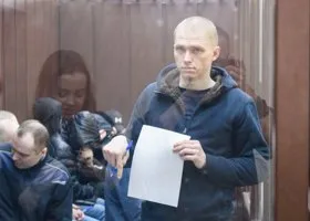 К жене лидера уральских хакеров Lurk пришли сотрудники ФСБ