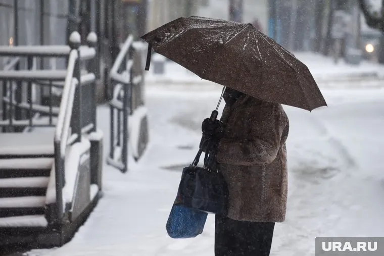 В мае уральцам придется спасаться от снега и от дождя