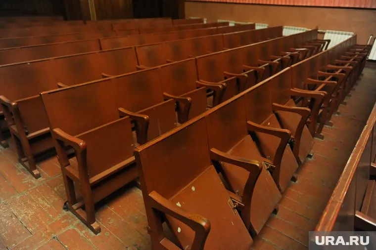 ДК Всероссийского общества глухих 1979 года постройки выставили на продажу (архивное фото)