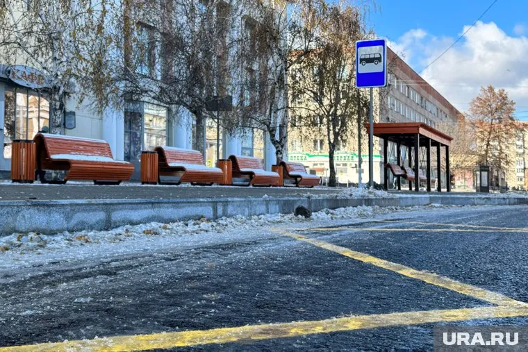 Остановочный пункт рядом с «Зауральским торговым домом» появится до конца недели