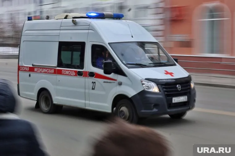 Мужчина попал на скорой в больницу после допроса в курганской полиции