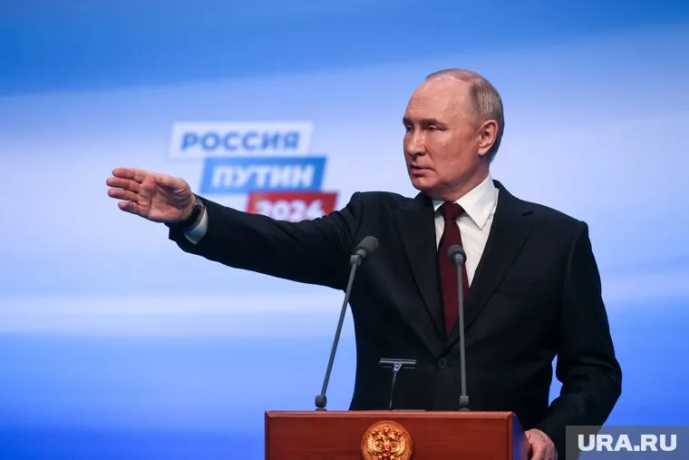 Путин передал привет российскому бойцу из Авдеевки через его маму