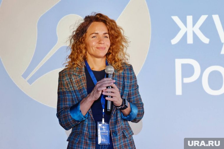 Фотограф URA.RU Сычкова раскрыла курганским детям секреты съемок на телефон