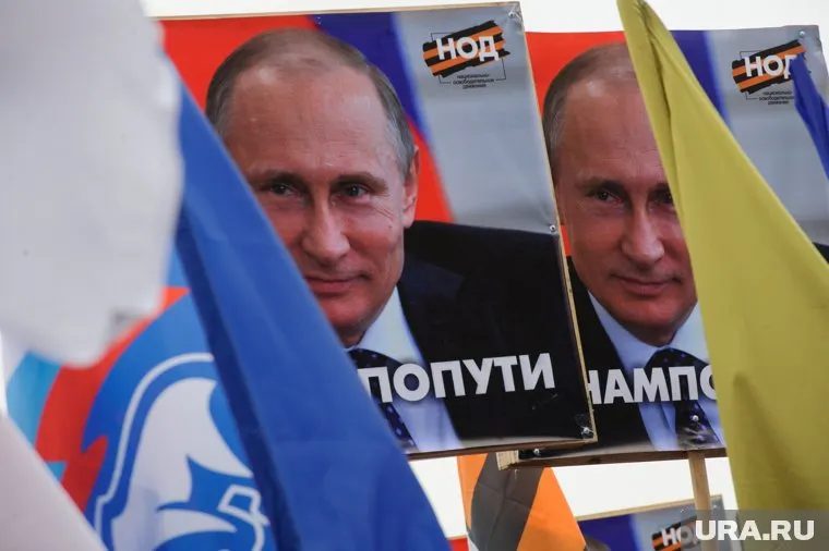 Под президентские выборы «ЕР» создает структуру, подобную полпредствам — у региональных отделений Урала появится куратор. Кто он — в материале