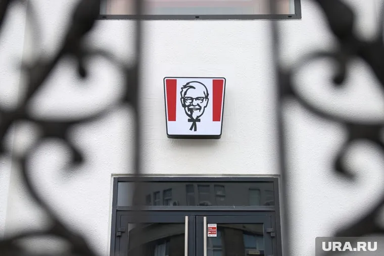 В пресс-службе KFC сообщили о работе над новым логотипом