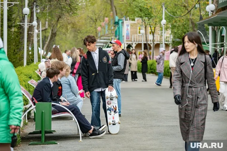 Власти требуют от арендатора парка привести здания в надлежащее состояние