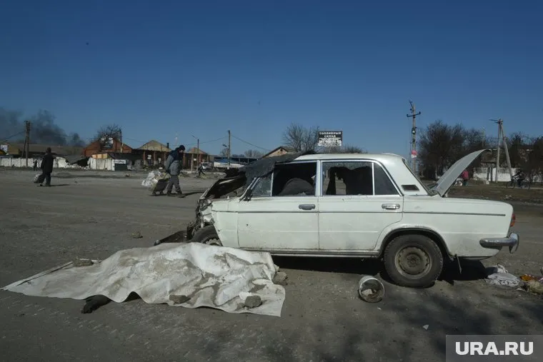 За беспрепятственный проезд «проводники» из терробороны просят 100-200 долларов за человека