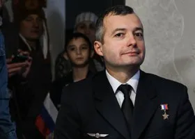 Режиссер Андреасян рассказал, кто сыграет летчика-героя Юсупова