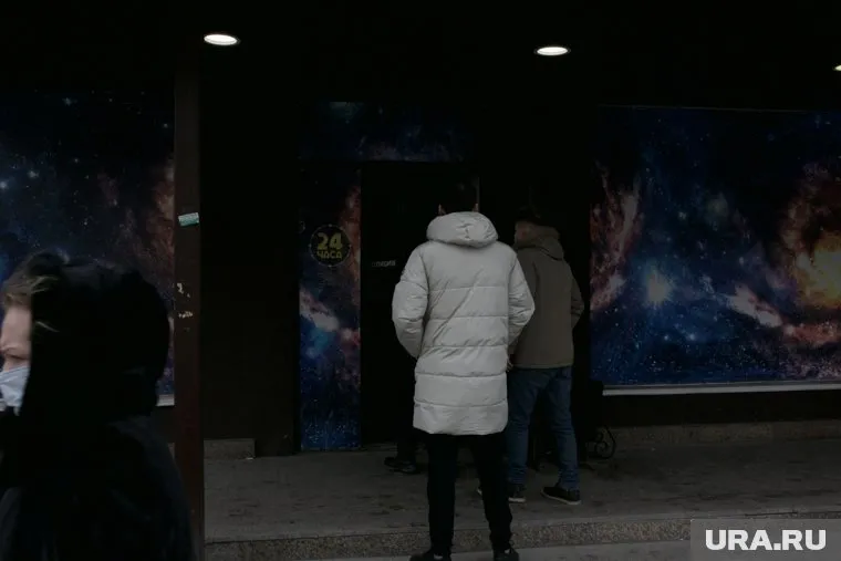 28 марта пермские активисты провели рейд по игровым клубам Тюмени