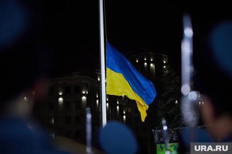 Националисты уничтожают инфраструктуру в украинских городах, заявил Мизинцев