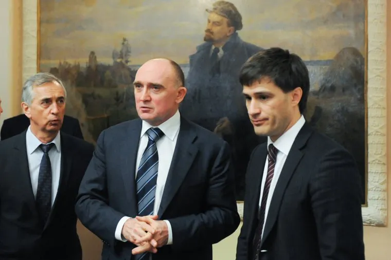 Дубровский в Сатке. Челябинск., тупикин виктор, гаттаров руслан, ленин владимир, дубровский борис