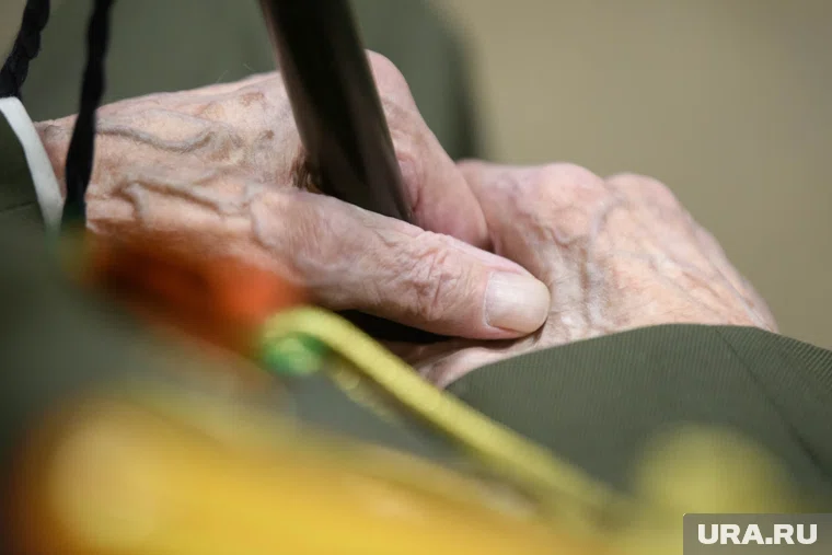 Людмила имеет звания «Почетный работник общего образования РФ» и «Почетный гражданин Шурышкарского района»