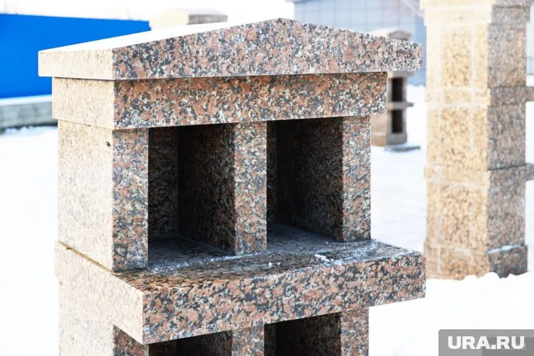 Также власти обещают оборудовать колумбарии