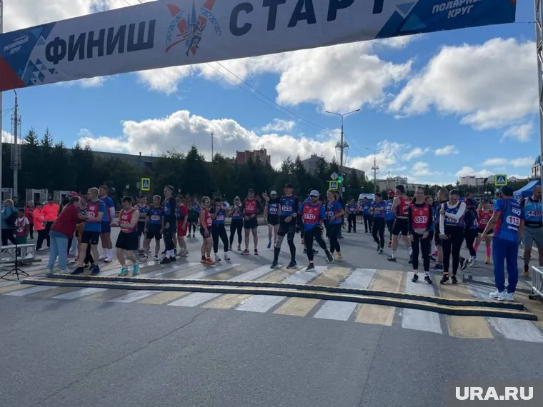 Дистанцию в 21,1 км преодолели 47 участников