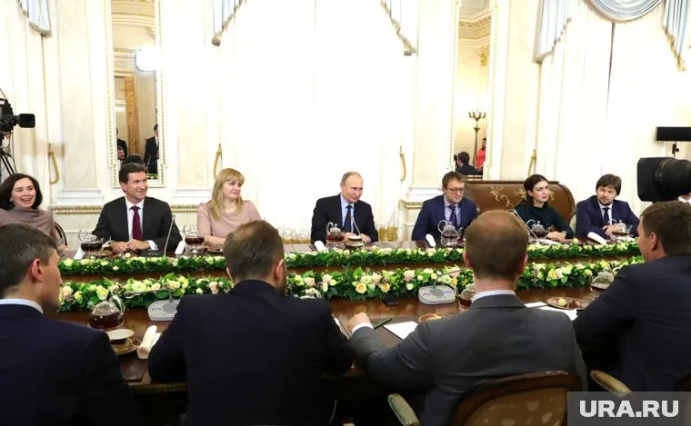 Владимир Путин принял победителей конкурса «Лидеры России» в Кремле