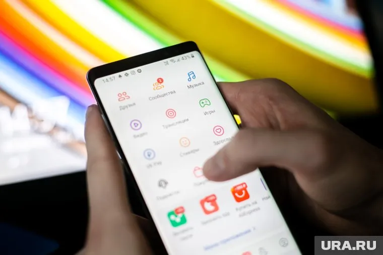 Новый смартфон от Xiaomi обойдется покупателю в 18 тысяч рублей