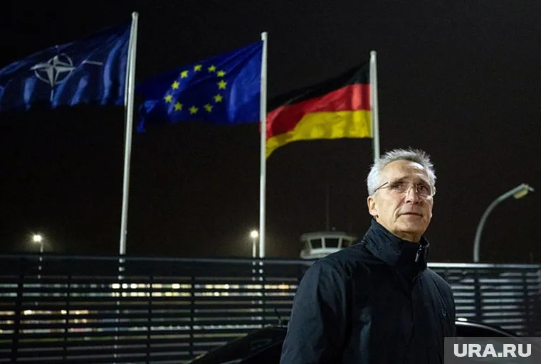 Йенс Столтенберг должен поправиться или уйти в отставку, считает Маттео Сальвини