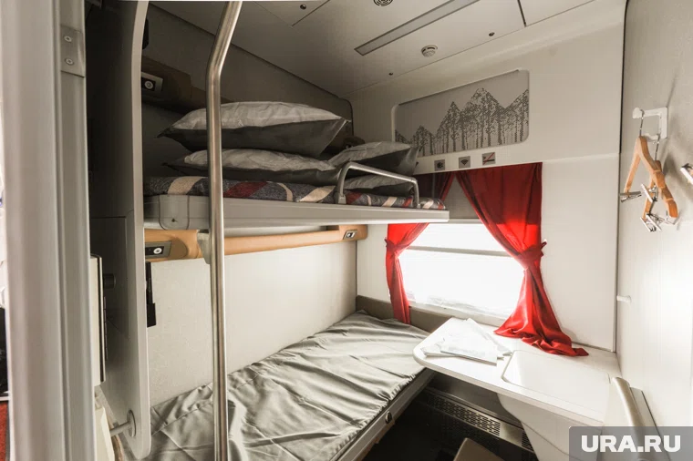 В других типах вагонов, помимо плацкарта, отказаться от постельного белья невозможно