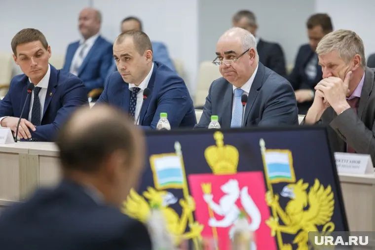 Также Кабмин рассмотрит вопрос вопрос о внесении изменений в некоторые законодательные акты по вопросам предупреждения и ликвидации ЧС