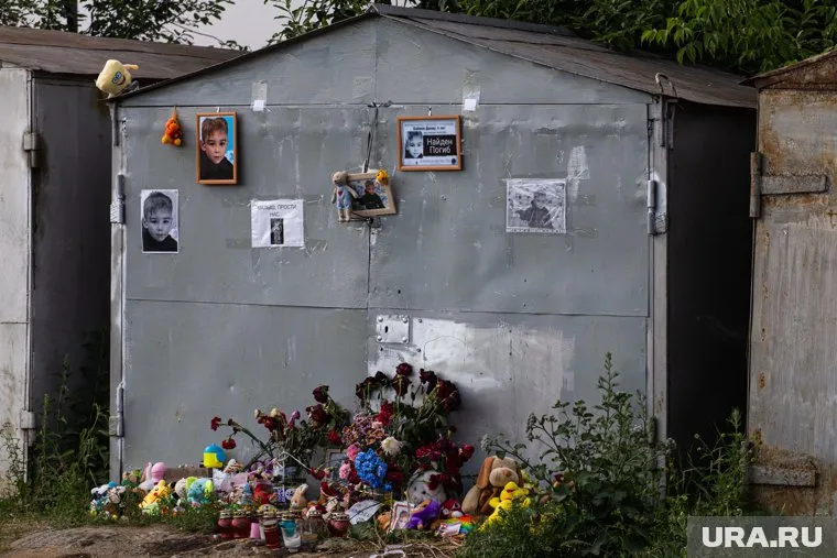 Именно в этом гараже — недалеко от дома Наумовых — полгода хранилось тело Далера