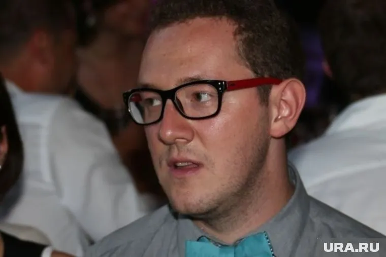 По последним данным, Раевский эмигрировал в Израиль