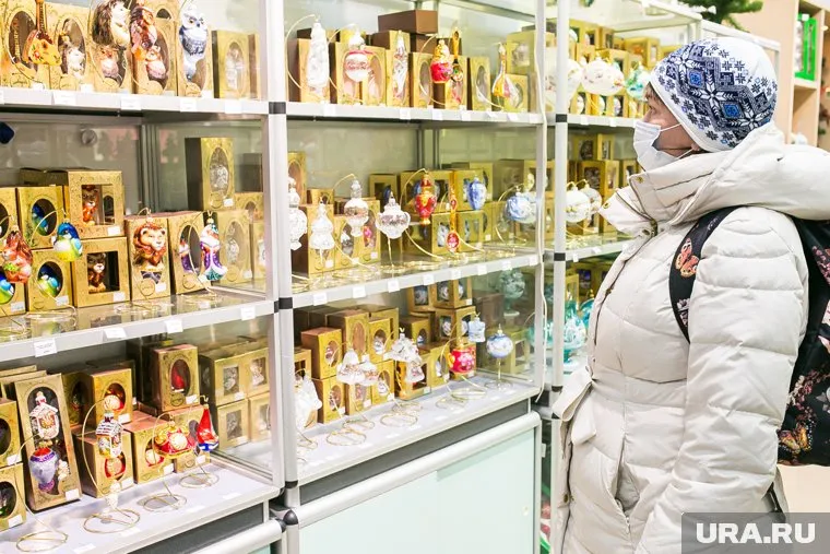 Тюменский вокзал остался без сувенирных магазинов