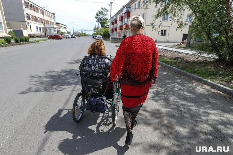 Женщина отсудила 30 тысяч рублей за падение у здания мэрии