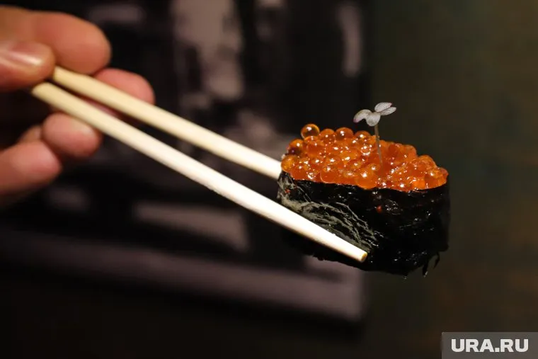 Сургутский суши-бар "Джонни Тунец" временно закрылся после массового отравления клиентов