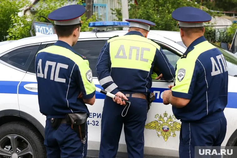 На месте работают сотрудники ДПС (архивное фото)