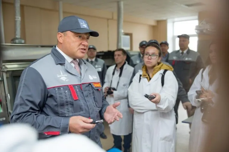 Пресс-тур в НПО "Центротех" ("дочка" УЭХК) производство литий-ионных аккумуляторов (Фото УЭХК)