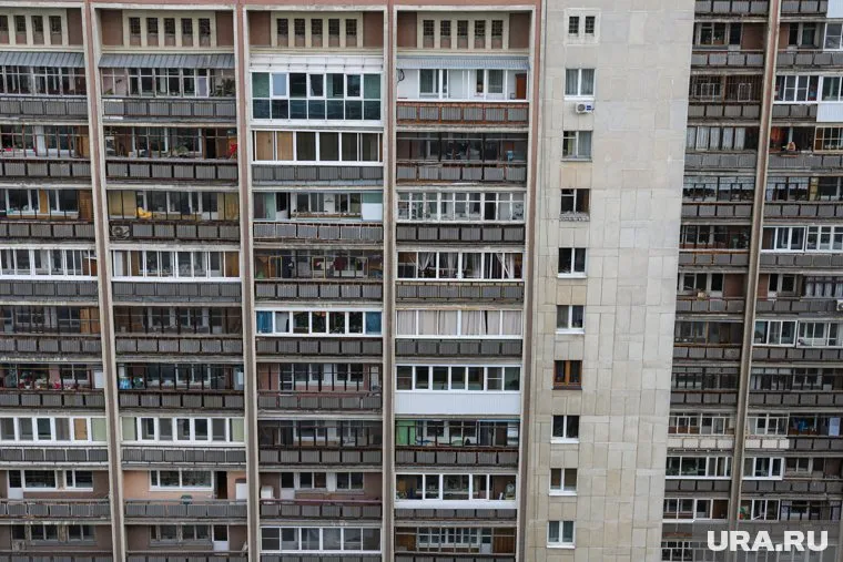 Конфликт между мужчинами произошел в одной из тюменских многоэтажек