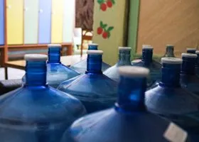 В Перми выявили новый цех по производству омывателя с метанолом