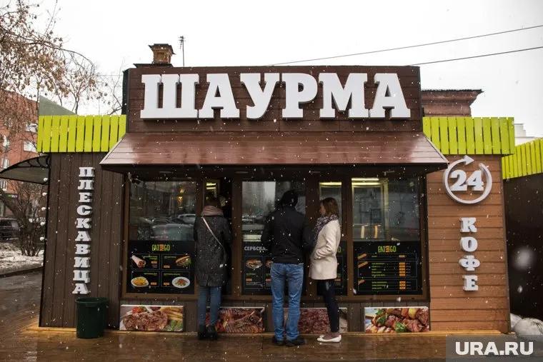 Палатка с шаурмой взорвалась в Батайске