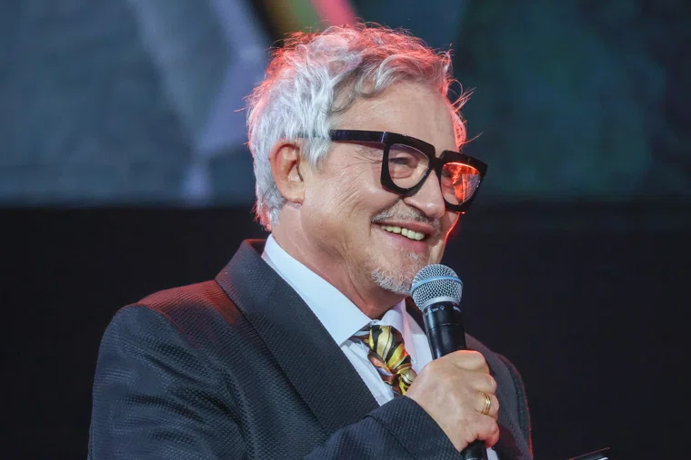 Дибров подчеркнул, что в видео нет ничего компрометирующего