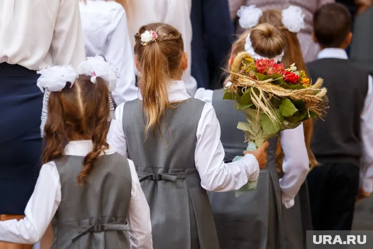 У родителей первоклассников может появиться выбор — брать выходной за свой счет или в счет отпуска