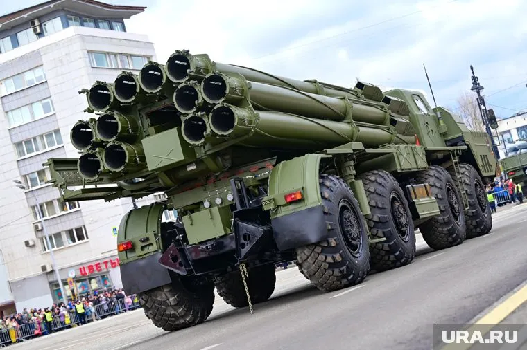 Утвержденный директор трудился на заводе с февраля 2025 года