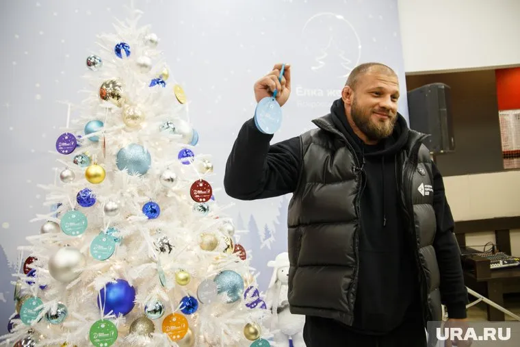 Штырков подарит самокат и велотренажер