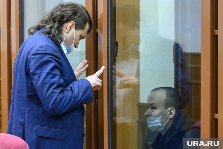 На суде Александров игнорировал своего адвоката Задорина