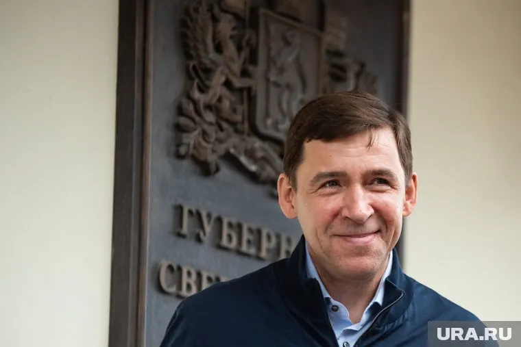 Евгений Куйвашев отчитался президенту РФ о мерах поддержки жителей Донбасса