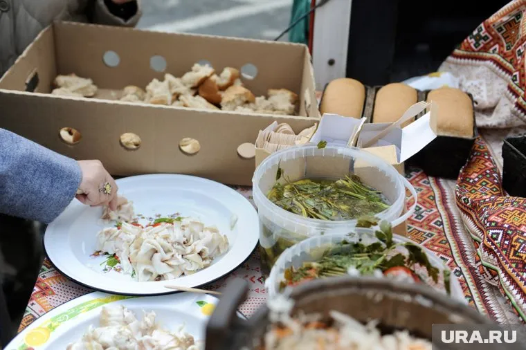 В Госдуму вносят законопроекты об отмене НДС для фудшеринга