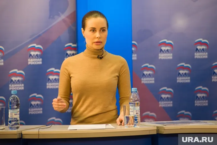 Дух дебатов присуствовал только при вопросах актрисе из "Уральских пельменей"
