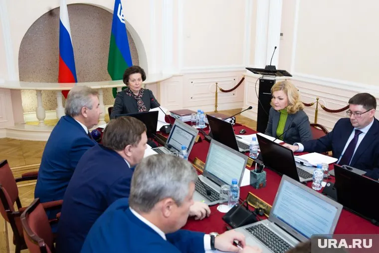 Новые выплаты достанутся семья, где есть инвалиды, малообеспеченным гражданам и другим льготникам